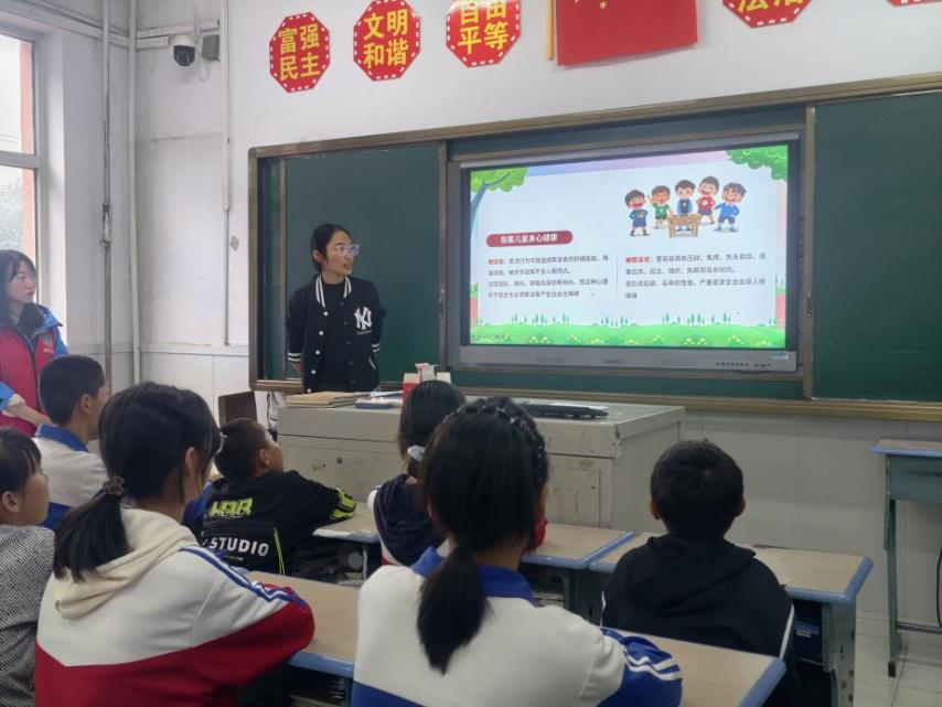 【牵手计划】知危害 学方法 守底线 --木铎“牵手计划”团队与牵手伙伴共同举办校园欺凌防治主题活动