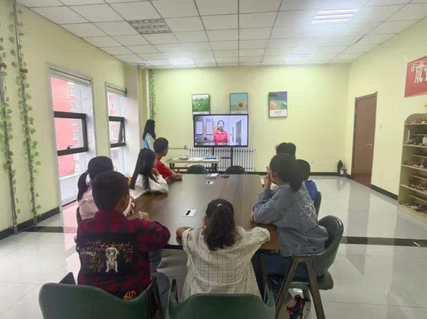 “童言议事 牵手同行”儿童议事小组主题活动之我们的“小约定”（第一次）