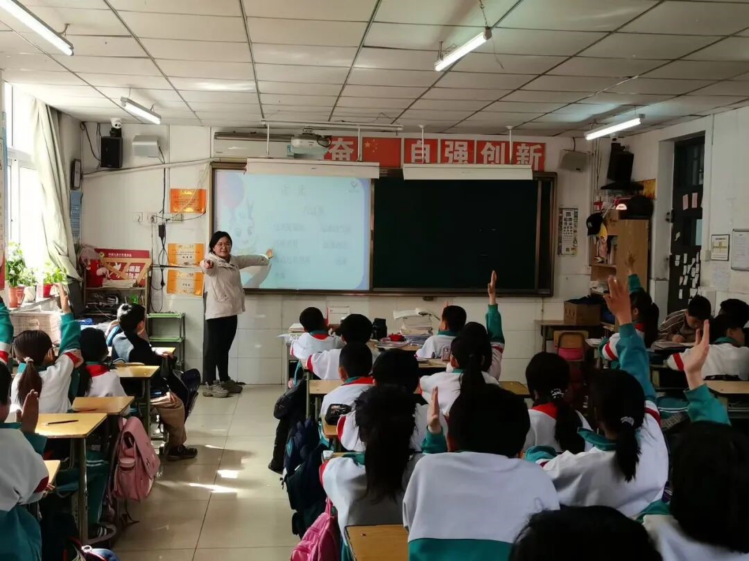 “童卫安全课堂” 筑牢防溺水 “安全堤” “童卫安全课堂” 筑牢防溺水 “安全堤”