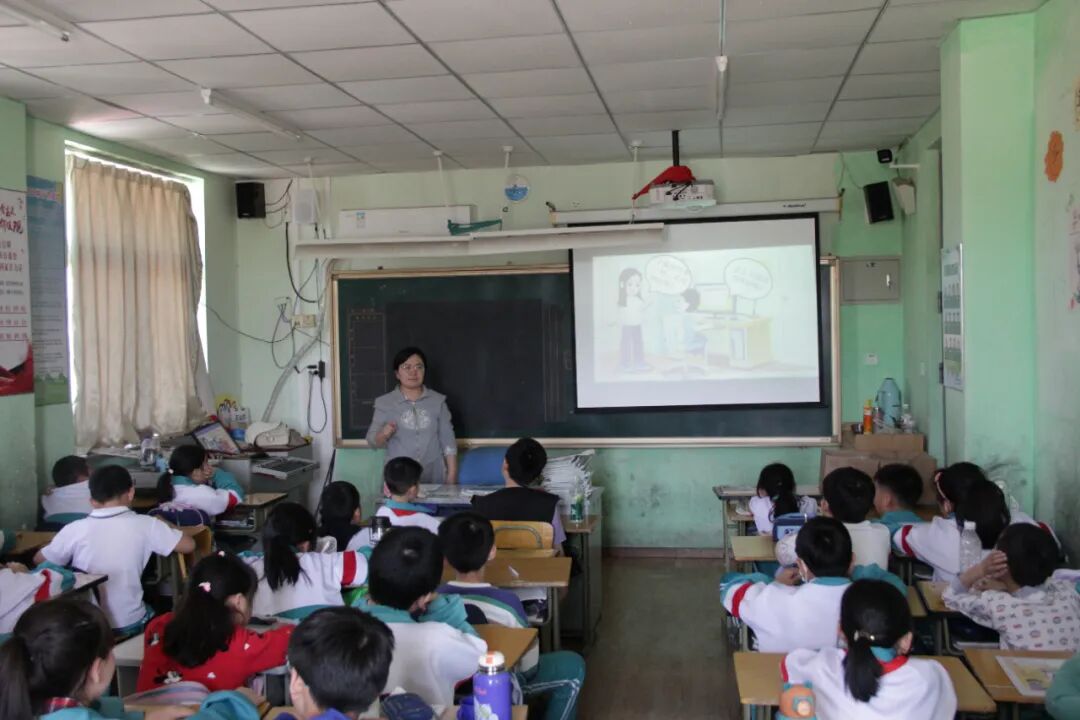 童卫安全课堂：筑牢青少年网络安全防线