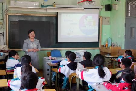 童卫安全课堂：筑牢青少年网络安全防线